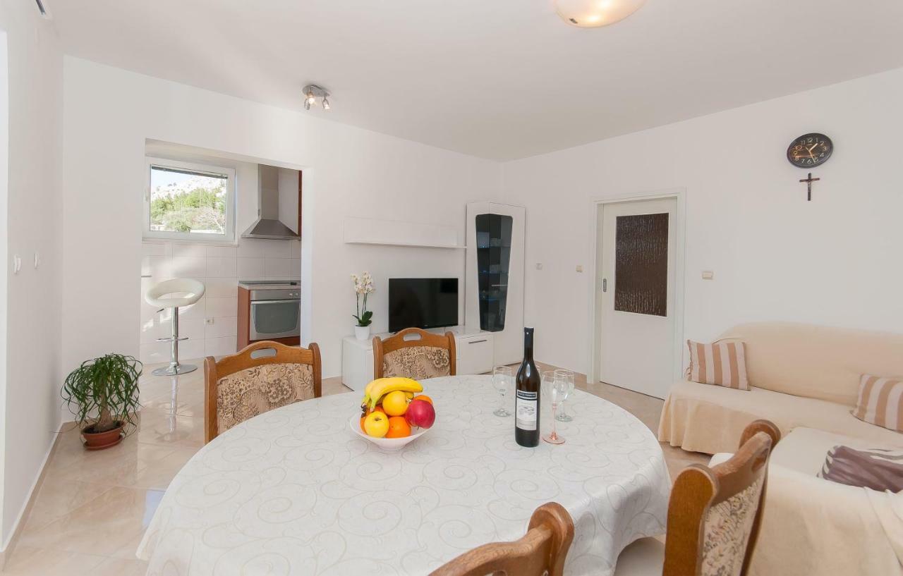 Apartment Ines Omiš Zewnętrze zdjęcie