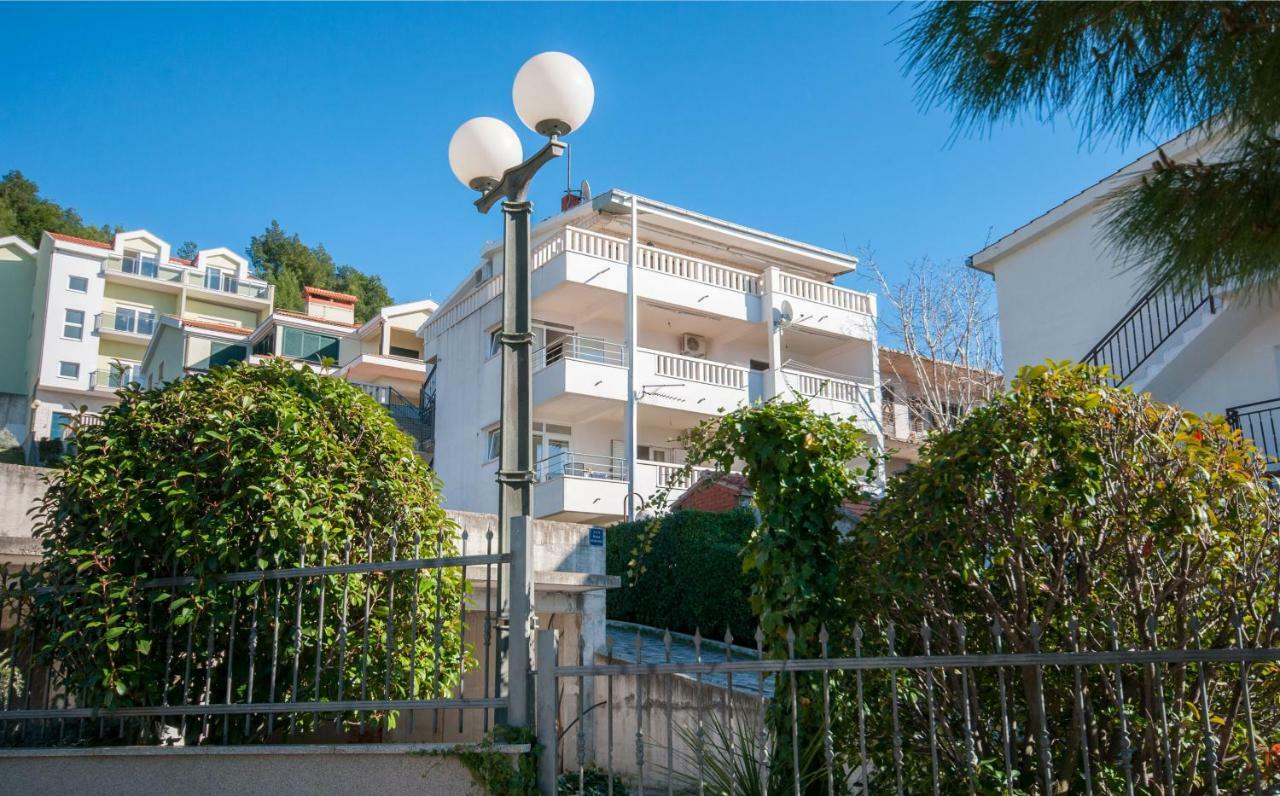 Apartment Ines Omiš Zewnętrze zdjęcie